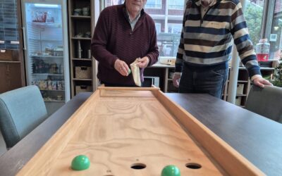 Japans Tafelbiljart dankzij team Levende Fruitmachine